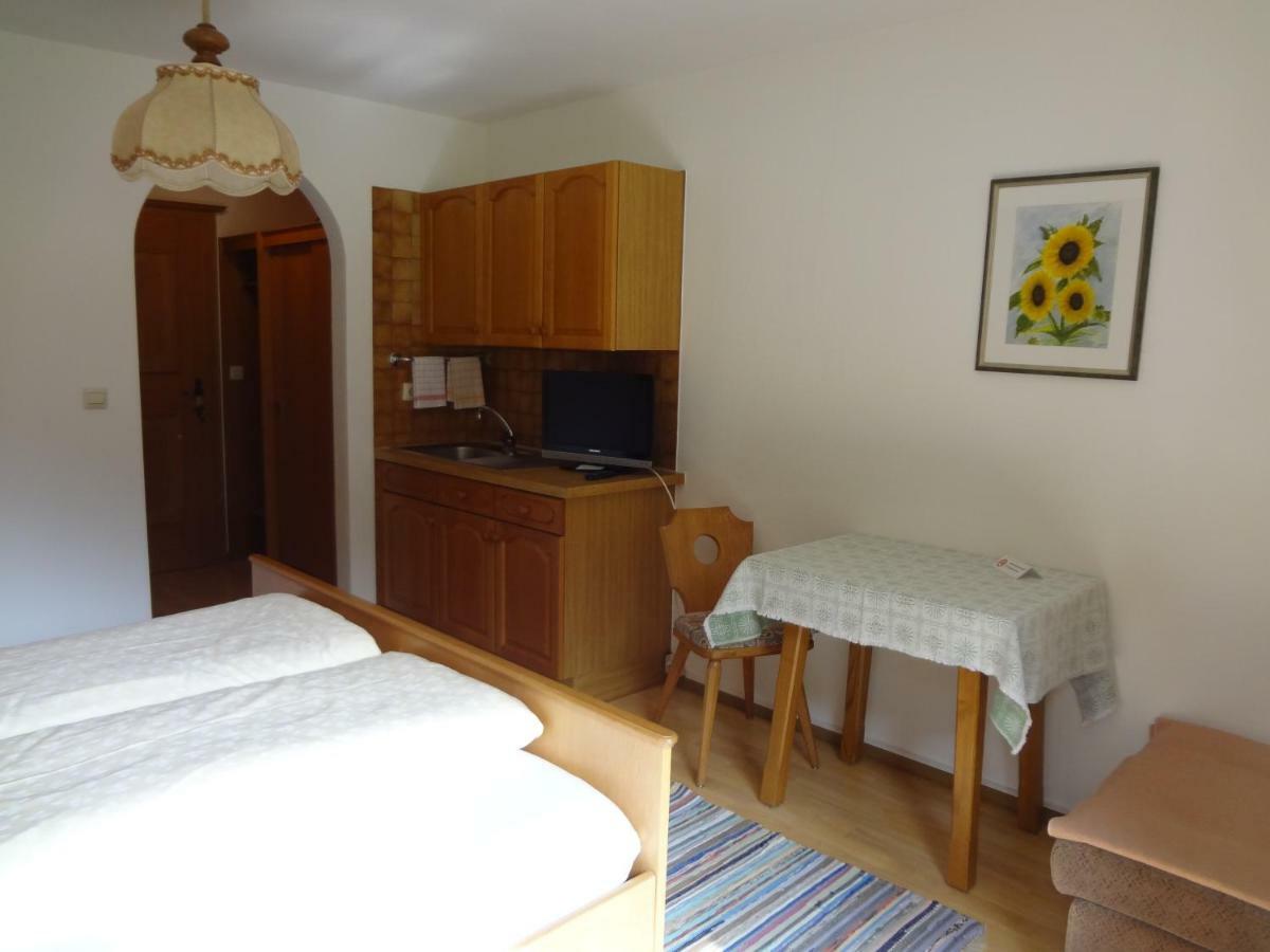 Haus Bergheimat Hotel Kals-am Großglockner Buitenkant foto
